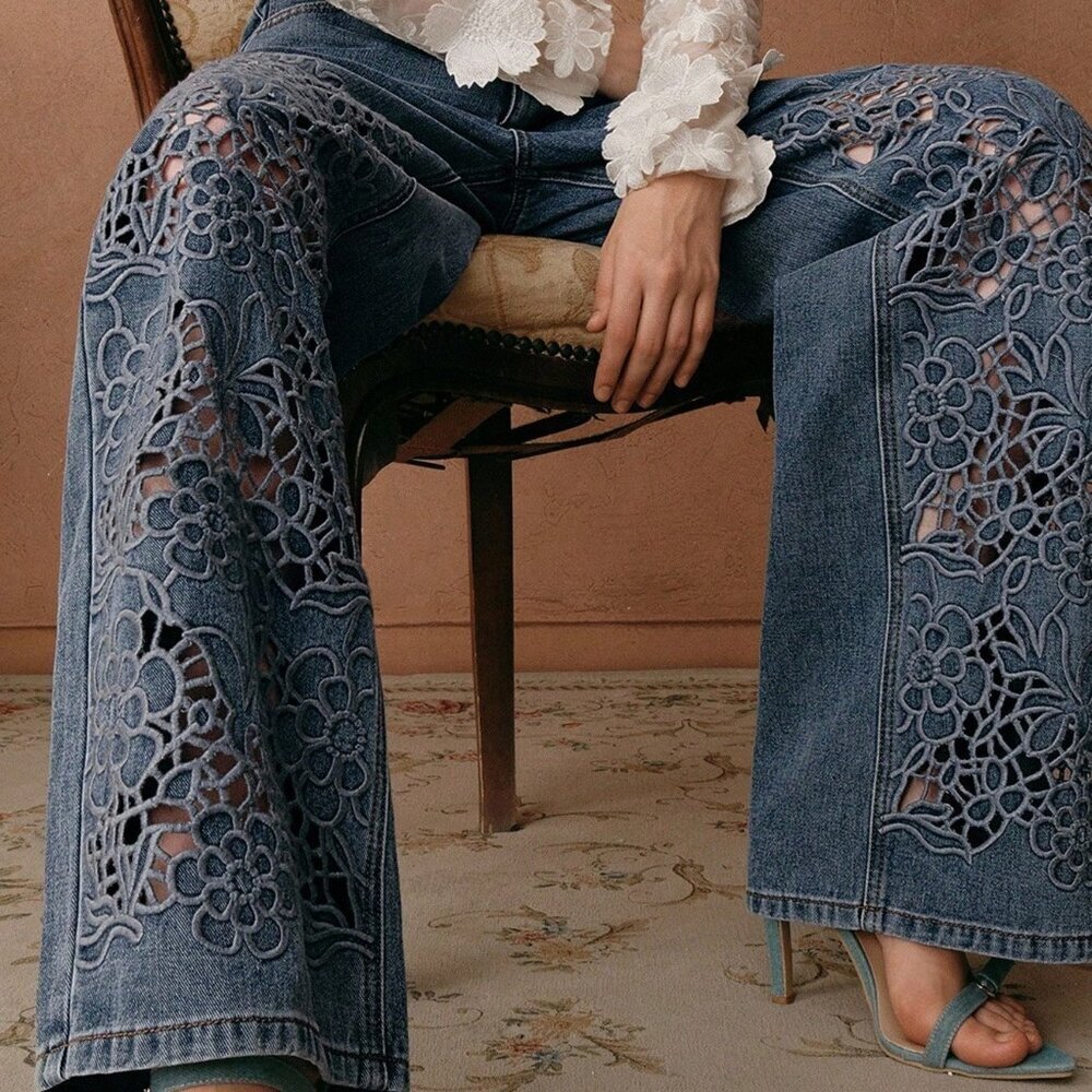 Blue Elegant Women's High Waist Embroidered Hollow Jeans - Picture 3 of 7